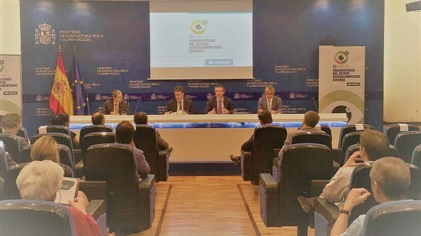 Presentación Observatorio Cajamar Sector Agro (1) (1)|Presentación Observatorio Cajamar Sector Agro (2)